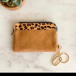 Lexie Leather Cardholder with Zipper- Brwn Leopard